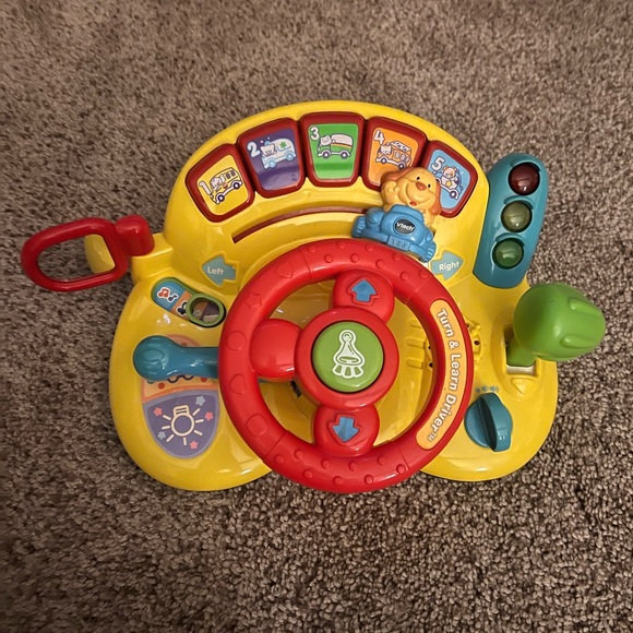 VTech Learn & Turn Driver, Yellow - Picture 4 of 14